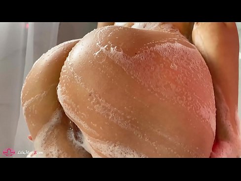 ❤️ Brunetka masturbira pičko z vibratorjem do intenzivnega orgazma pod tušem ☑ Porno na sl.porngifmag.ru ❌️